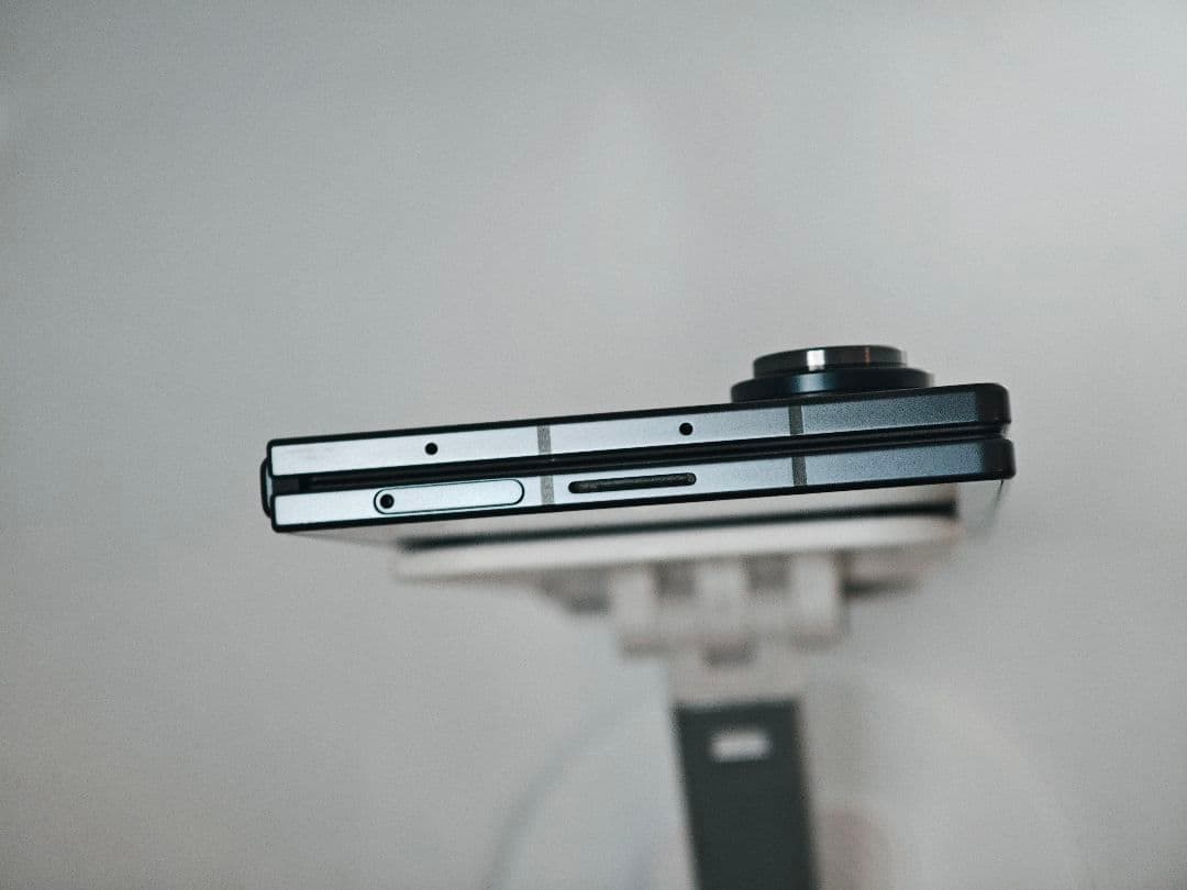 【Aランク】Galaxy Z Fold7 ジェットブラック 512GB 韓国版