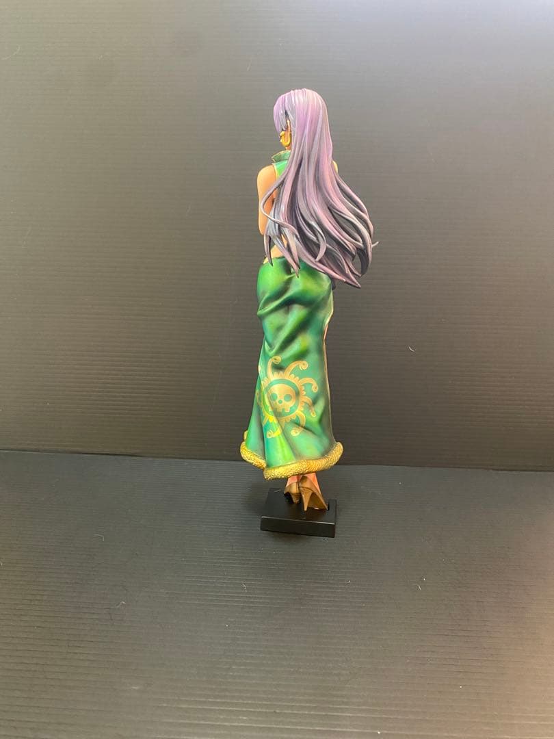 ボア・ハンコック リペイントフィギュア ONE PIECE ワンピース